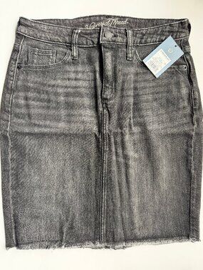 Universal Thread Slate Black Denim Mini Skirt – Size 4/27R  – NEW